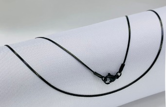 Cadena Negra Plana 0.5mm